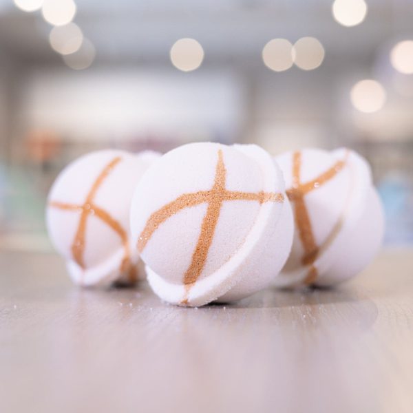 oatmeal-honey-bath-bomb-buff-city-soap